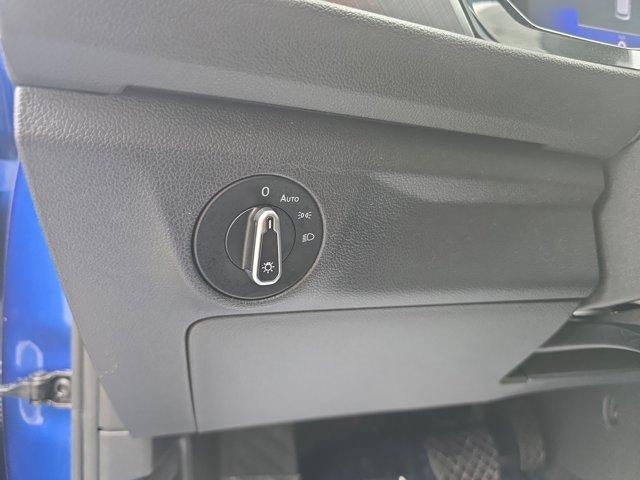 2022 Volkswagen Jetta SE Auto