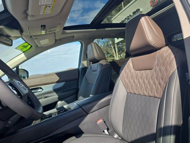 2025 Nissan Murano AWD Platinum