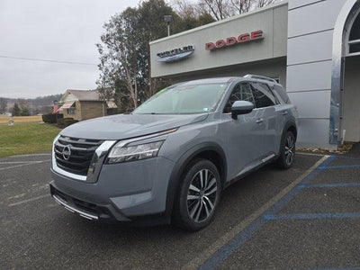 2023 Nissan Pathfinder Platinum 4WD