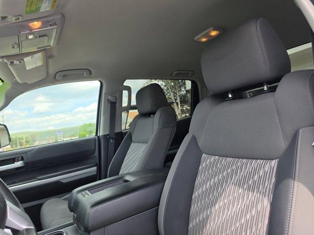 2021 Toyota Tundra 4WD 4WD SR5 CrewMax 5.5' Bed 5.7L (SE)
