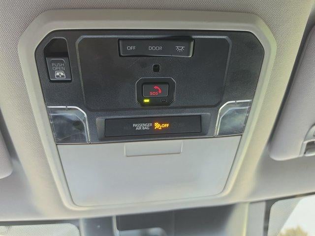 2023 Toyota Tundra 4WD 4WD SR5 CrewMax 5.5' Bed (SE)