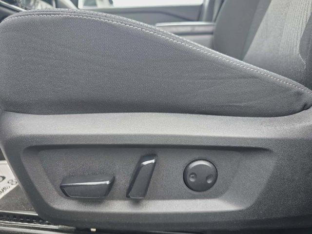 2024 Nissan Rogue AWD SV