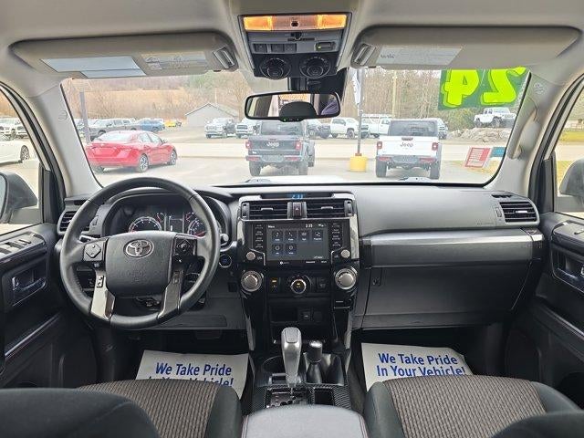 2024 Toyota 4Runner TRD Off Road 4WD (Natl)