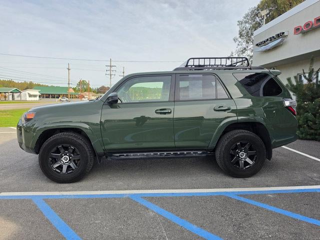 2022 Toyota 4Runner Trail Special Edition 4WD (Natl)