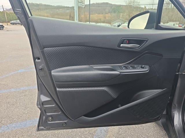 2018 Toyota C-HR XLE Premium FWD (Natl)