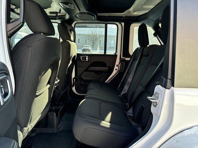 2022 Jeep Wrangler Unlimited Sahara 4x4