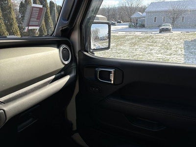 2022 Jeep Wrangler Unlimited Sahara 4x4