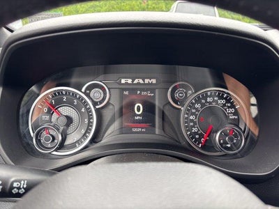 2021 RAM 1500 Big Horn 4x4 Crew Cab 5'7" Box