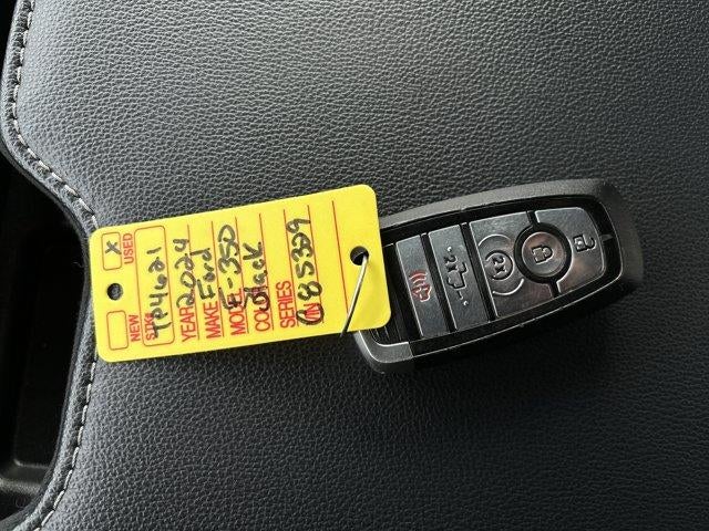 2024 Ford Super Duty F-350 SRW LARIAT 4WD Crew Cab 6.75' Box