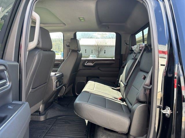 2026 GMC Sierra 2500 HD Crew Cab Standard Box 4-Wheel Drive SLT