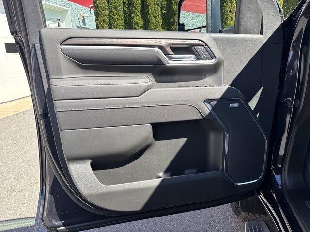 2026 GMC Sierra 2500 HD Crew Cab Standard Box 4-Wheel Drive SLT