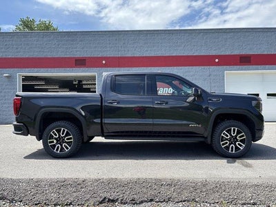 2025 GMC Sierra 1500 Crew Cab Short Box 4-Wheel Drive AT4