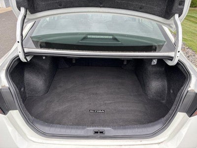 2025 Nissan Altima SV FWD