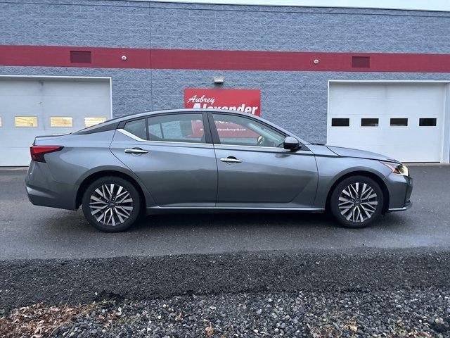 2023 Nissan Altima 2.5 SV Sedan