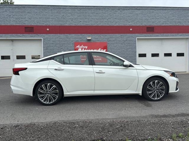 2023 Nissan Altima 2.5 SL AWD Sedan