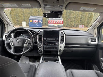 2021 Nissan Titan 4x4 Crew Cab SV
