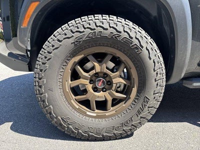 2022 Nissan Frontier Crew Cab 4x4 PRO-4X Auto