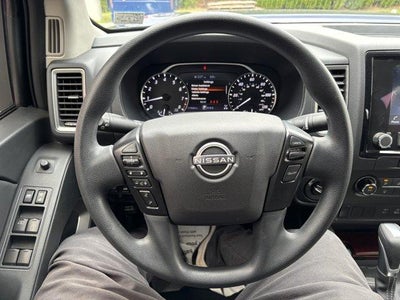 2023 Nissan Frontier Crew Cab 4x4 SV Auto