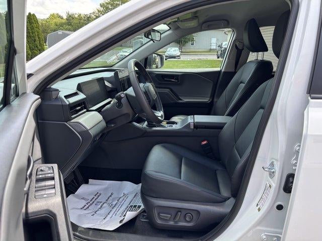2026 Toyota RAV4 XLE Premium AWD (Natl)