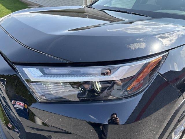 2025 Toyota RAV4 XLE Premium AWD (Natl)