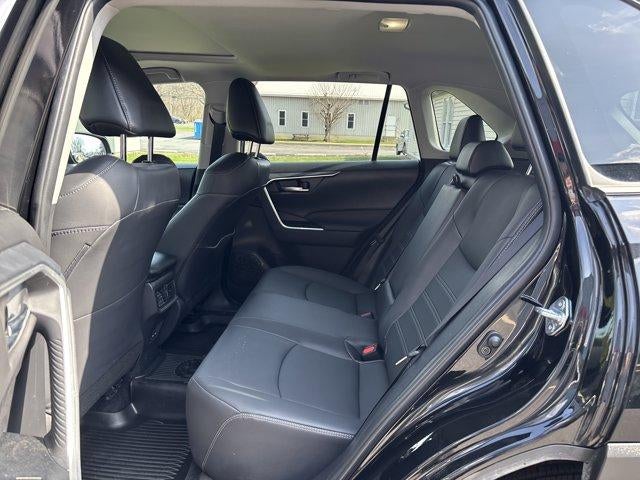 2025 Toyota RAV4 XLE Premium AWD (Natl)