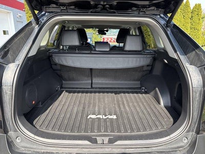 2025 Toyota RAV4 XLE Premium AWD (Natl)