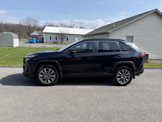 2025 Toyota RAV4 XLE Premium AWD (Natl)