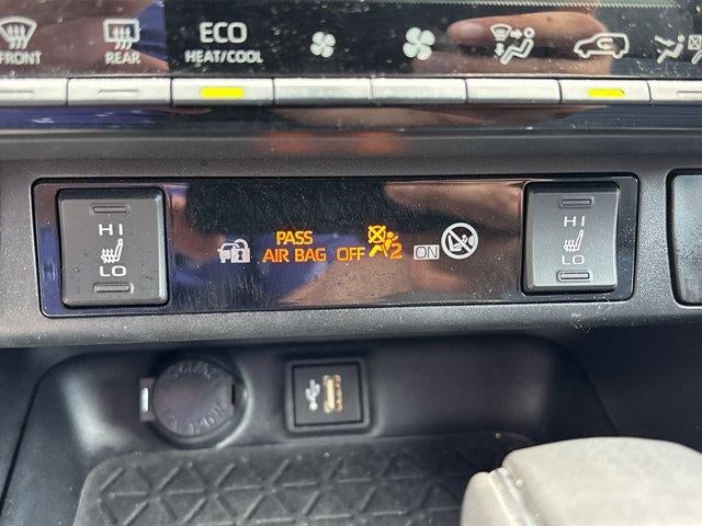2024 Toyota RAV4 Hybrid XSE AWD (Natl)