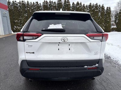 2024 Toyota RAV4 LE AWD (Natl)