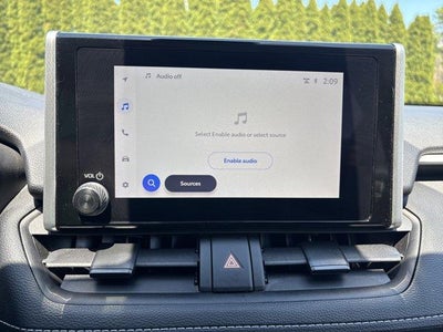 2025 Toyota RAV4 XLE AWD (Natl)