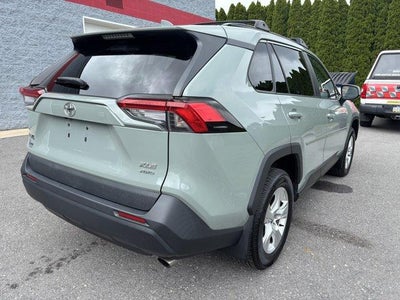 2020 Toyota RAV4 XLE AWD (Natl)