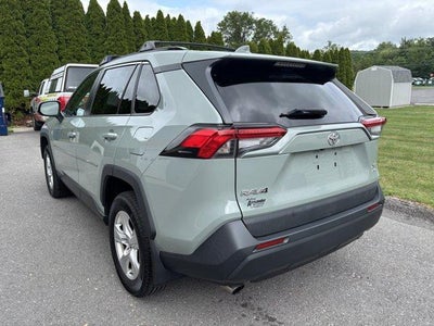 2020 Toyota RAV4 XLE AWD (Natl)