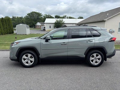2020 Toyota RAV4 XLE AWD (Natl)