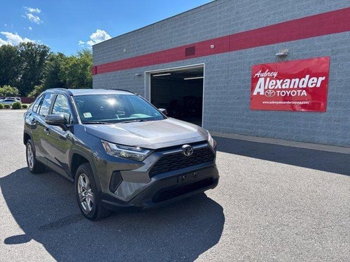 2025 Toyota RAV4 XLE AWD (Natl)