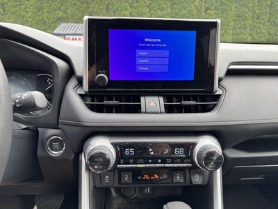 2024 Toyota RAV4 XLE AWD (Natl)