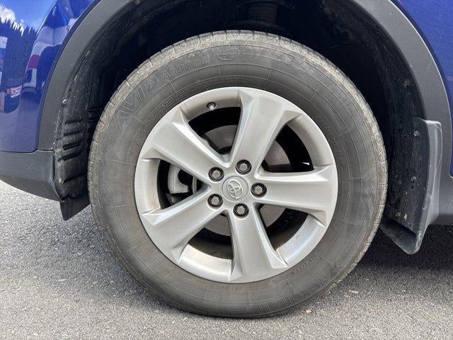 2014 Toyota RAV4 AWD 4dr XLE (Natl)