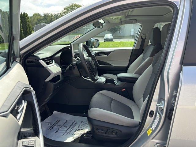 2025 Toyota RAV4 Hybrid XLE AWD (Natl)