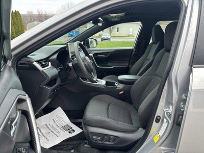 2023 Toyota RAV4 Hybrid SE AWD (Natl)