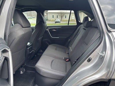 2023 Toyota RAV4 Hybrid SE AWD (Natl)