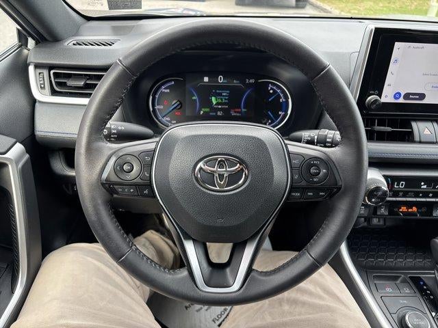 2023 Toyota RAV4 Hybrid SE AWD (Natl)