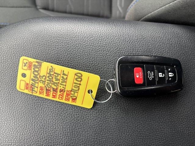 2023 Toyota RAV4 Hybrid SE AWD (Natl)