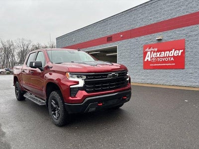 2024 Chevrolet Silverado 1500 Crew Cab Short Box 4-Wheel Drive LT Trail Boss