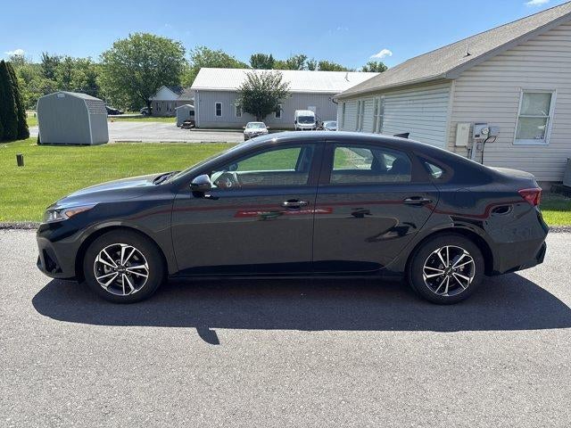 2022 Kia Forte LXS IVT