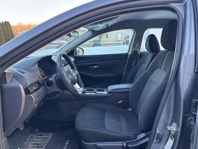 2024 Nissan Sentra SV CVT