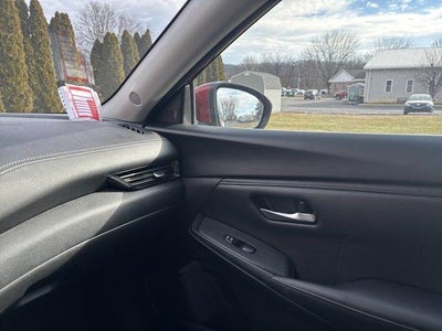 2023 Nissan Sentra SV CVT