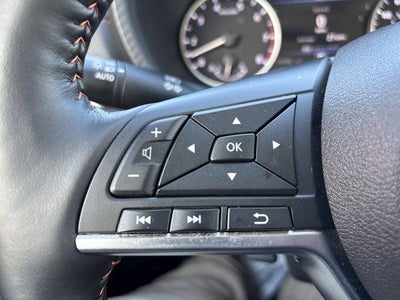 2025 Nissan Sentra SR CVT