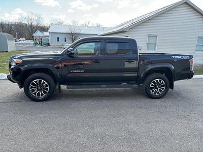 2022 Toyota Tacoma 4WD 4WD TRD Sport Double Cab 5' Bed V6 MT (Natl)