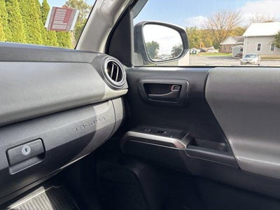 2019 Toyota Tacoma 4WD 4WD SR5 Double Cab 5' Bed V6 AT (GS)