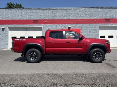 2020 Toyota Tacoma 4WD 4WD TRD Off Road Double Cab 5' Bed V6 AT (Natl)