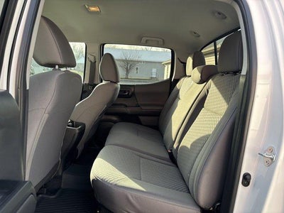 2023 Toyota Tacoma 4WD 4WD SR Double Cab 5' Bed V6 AT (GS)